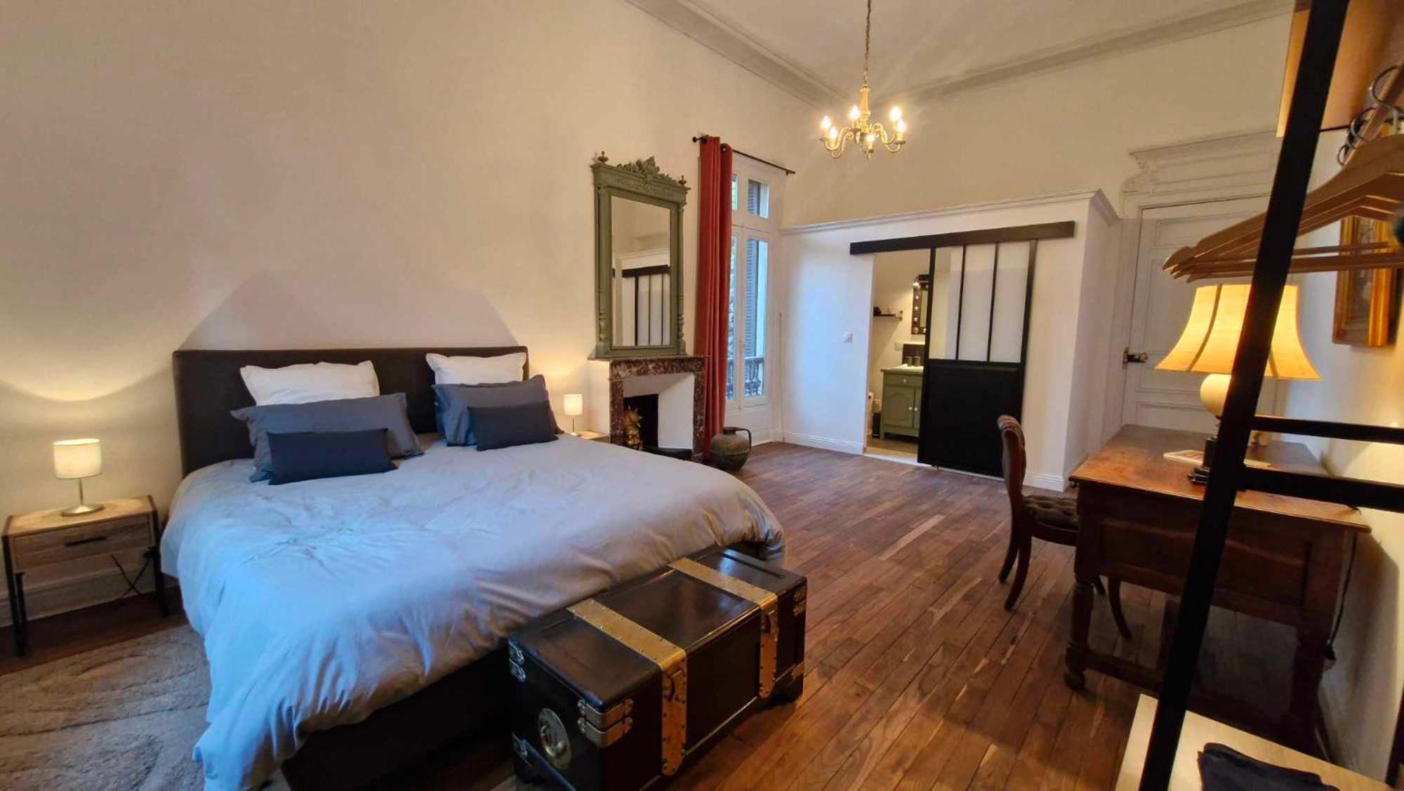 Le Manoir De La Belle Endormie Bed & Breakfast Valreas Exterior photo